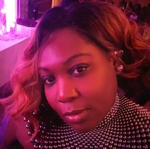 Meet your Posher, Keta